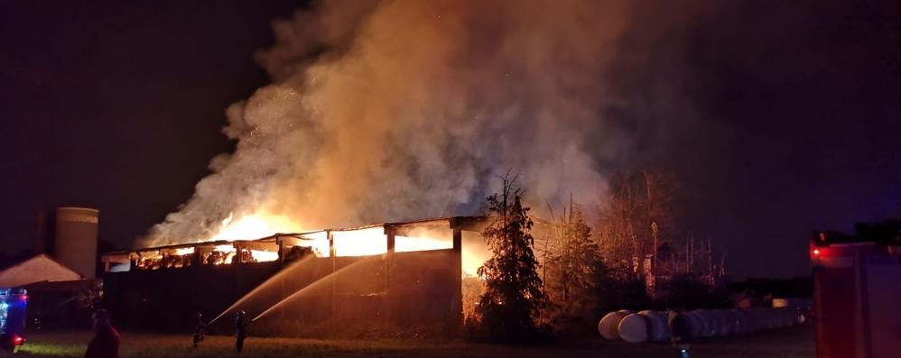 L’incendio alla Botanica di Lentate