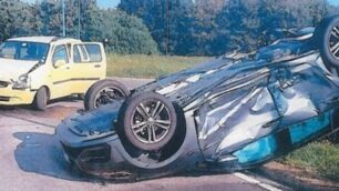 Agrate incidente auto rubata