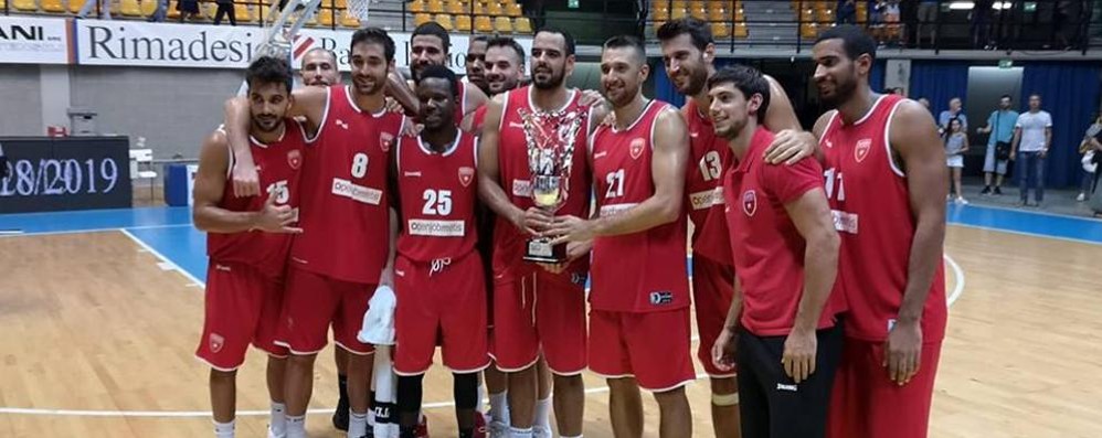 Basket, Pallacanestro Varse vince il Trofeo Lombardia a Desio - foto Pallacanestro Aurora su facebook