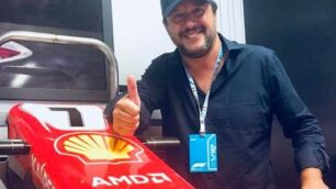 Salvini nel box Ferrari