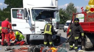 Incidente Cambiago su ponte A4 tra mezzi pesanti