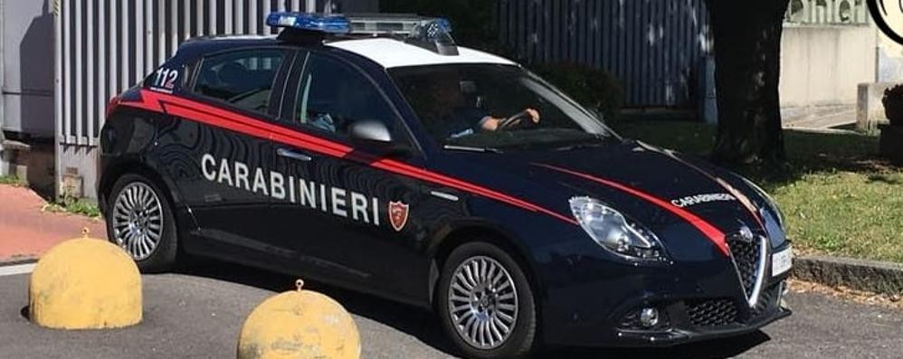 Un’auto dei carabinieri. A Senago sono intervenuti  per un omicidio-tentato suicidio