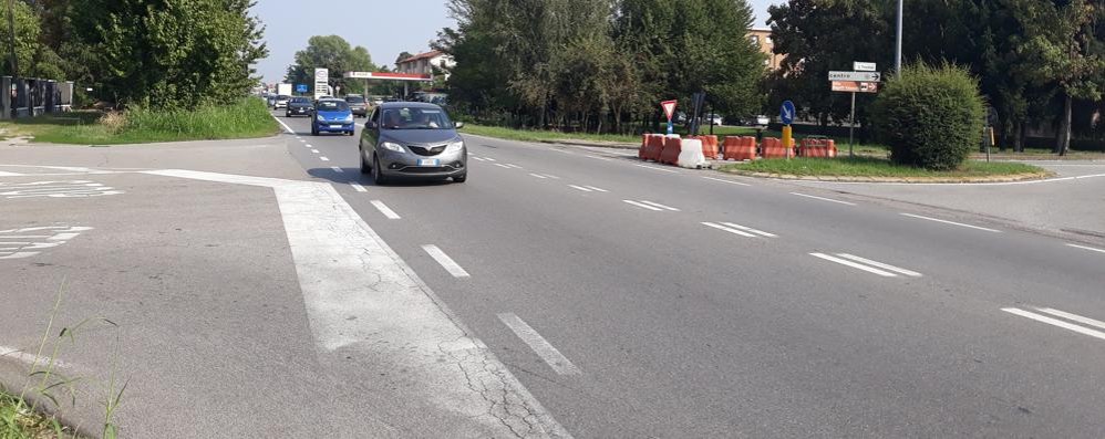 Monza-Saronno: l’incrocio  di via Sant’Aquilino