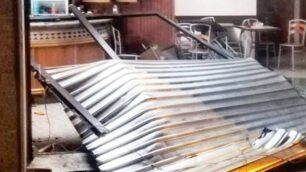 La spaccata di 10 giorni fa nel bar di Ceriano Laghetto