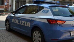 Un’auto della polizia
