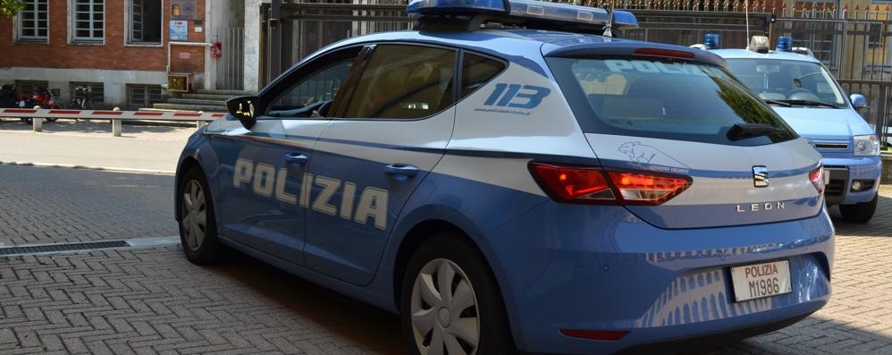 Un’auto della polizia