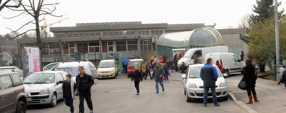 Giussano: scuola primaria via Alessandria