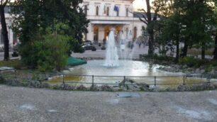 Il piazzale davanti alla stazione