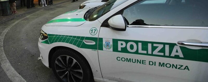 Pattuglie della polizia locale in stazione a Monza