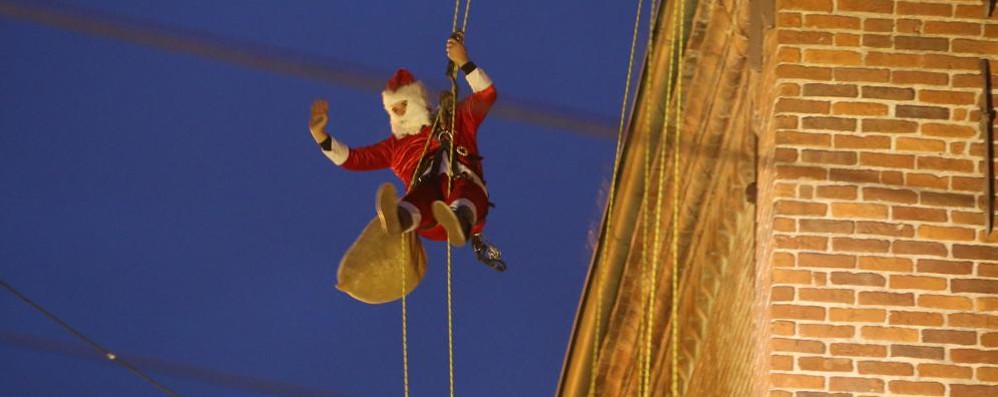 Monza illuminazione di Natale in centro