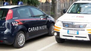 FOTO ARCHIVIO CARABINIERI E AUTO MEDICA