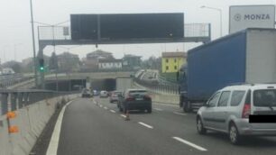 Statale 36, tunnel Monza coda riduzione corsie