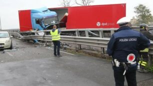 Incidente mortale in via Marconi a Monza