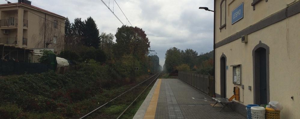 stazione lesmo linea seregno carnate macherio sovico ferrovia trenord