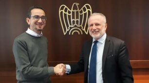 Brugherio, firma protocollo Assolombarda: sindaco Marco Troiano e direttore generale Alessandro Scarabelli