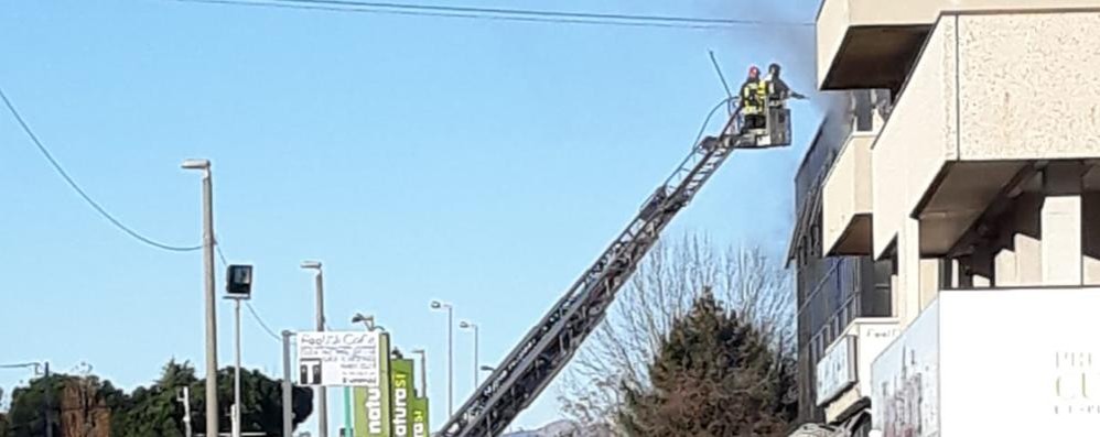 Paderno Dugnano incendio Comasina