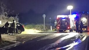 Incendio auto su sp tra Agliate e Briosco