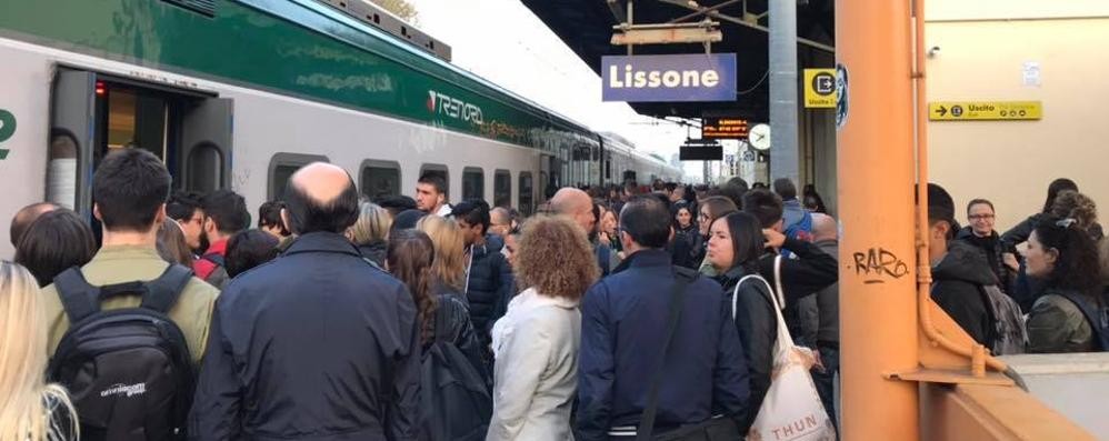 Ressa in stazione a Lissone