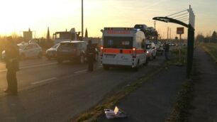 La scena dell’incidente sulla provinciale a Vimercate