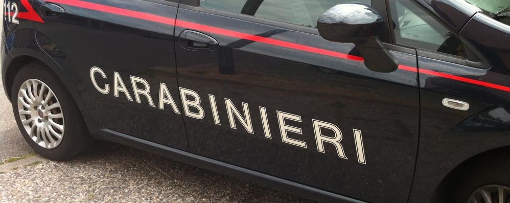 Un’auto dei carabinieri