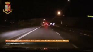 Tassista travolto: il video del primo incidente sulla Milano-Meda