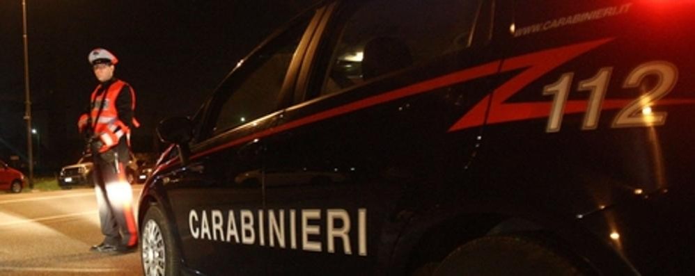 Sono intervenuti i carabinieri di Desio