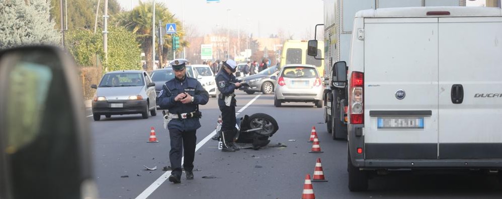 Monza incidente via Libertà