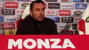 Calcio Monza serie C, mister Cristian Brocchi in conferenza stampa: la sua squadra ha subito una brutta sconfitta