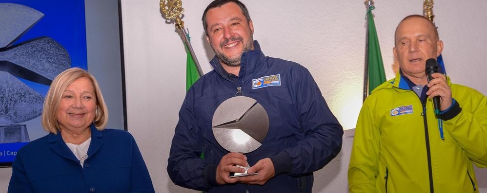 Cancro Primo Aiuto Premio Walter Fontana 2019 a Matteo Salvini