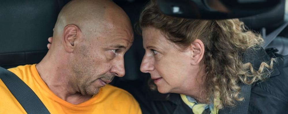 Cinema: Aldo Baglio con Angela Finocchiaro in Scappo a casa