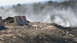 Incendio alla discarica di Mariano: foto martedì - Arpa Lombardia