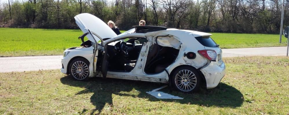 Cesano Maderno incidente auto trattore