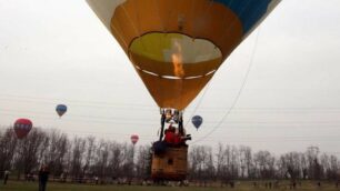 RADUNO MONGOLFIERE- foto d’archivio