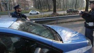 Una volante della polizia di stato di Monza