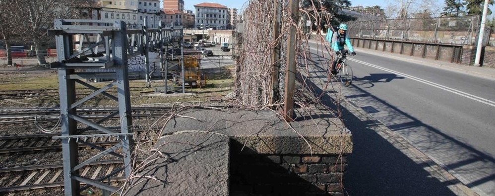 Monza ponte ferrovia