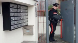 I carabinieri al centro estetico di Seregno