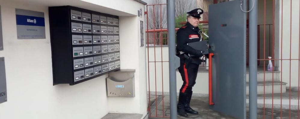 I carabinieri al centro estetico di Seregno