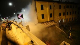 Monza: le foto dell’incendio in via Monviso