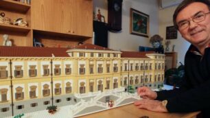 Marco Montrasio  e la sua Villa reale di Monza fatta di Lego