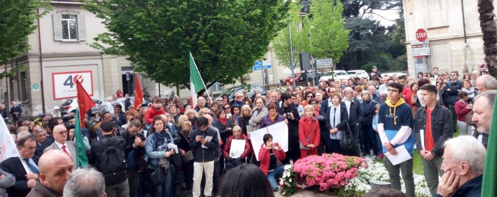 Lentate sul Seveso 25 aprile 2019 Anpi, ex sindaci e cittadini