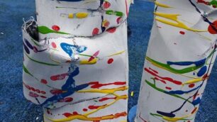 Monza danneggiamento opera Dreaming Jeans per l'autismo