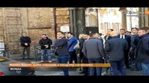 Salvini a Monza: bandierine, interviste e selfie