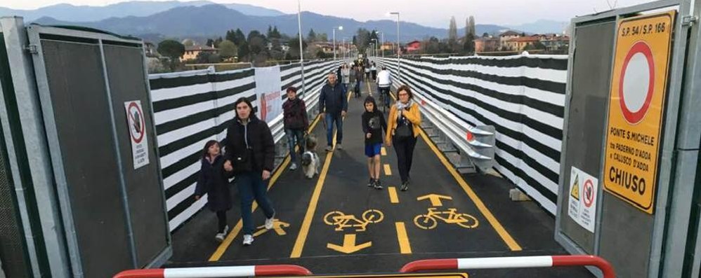 Il ponte San Michele riaperto al transito ai pedoni