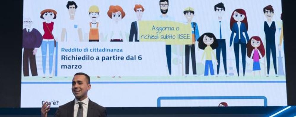 Di Maio presenta il reddito di cittadinanza