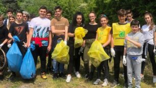 Alcuni dei partecipanti al progetto al Bosco delle Querce di Seveso