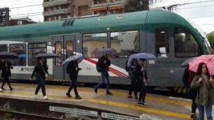 Il Besanino fermo alla stazione di Villasanta