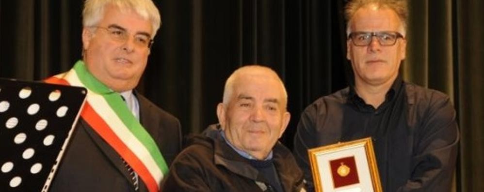 Concorezzo Giovanni Dattola col sindaco Riccardo Borgonovo e il presidente del Casc Fabio Calloni