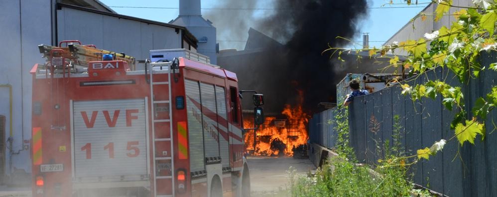 L’incendio di GiussanoFoto Edoardo Terraneo