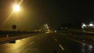 Valassina di notte: sulla Statale 36 un mese di lavori sugli impianti di illuminazione