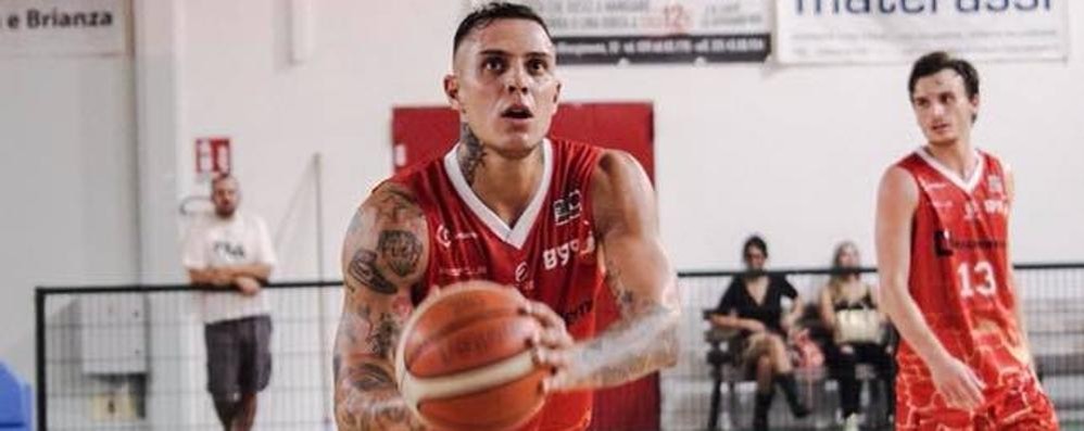 Basket: Stefano Laudoni resta a Bernareggio